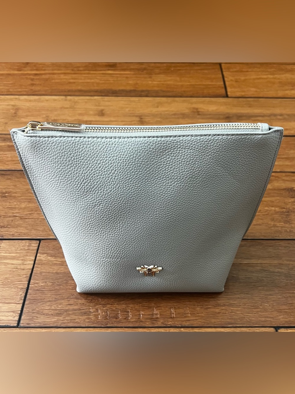Alice Wheeler London Textured Faux-Leather Zip Cosmetic Pouch Light Gray